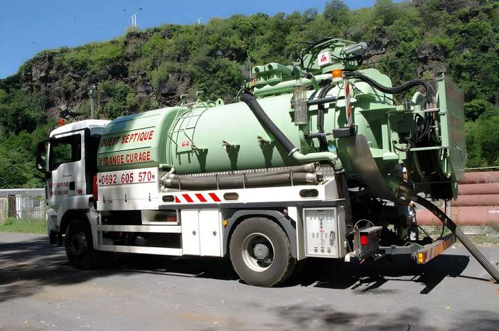 Service d’urgence vidange fosse septique Île de La Réunion